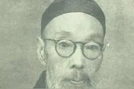 1935年大渡河边，一老秀才深夜急见毛主席，留下1句话挽救2万红军图片