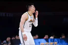 垃圾时间上郭艾伦，杨鸣犯兵家大忌，杜锋暗藏杀招送辽篮致命一击图片