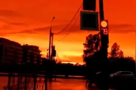 浙江出现“血色夜空”，网友声称可能是“预兆”，究竟怎么回事？图片