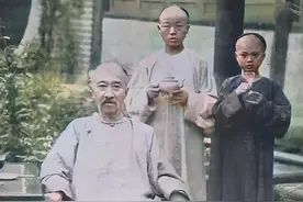 老照片：抗战时期来上海的日本女人，晚年在上海街头扫地的黄金荣图片