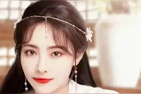 梁羽生武侠小说《慧剑心魔》第34回 喜见英雄能伏虎 惊闻女主陷魔宫图片
