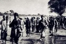尘封的历史：1937年海参崴大屠杀，北极熊对中国人举起屠刀图片