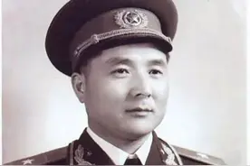 火箭军的前身第二炮兵，前五任司令员都是谁担任图片