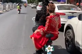 新娘婚礼被人按头强迫磕头，新娘霸气反抗，网友纷纷点赞!图片