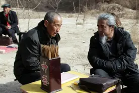 农村俗语：“断掌一条线，富贵不相欠”，什么意思，你是断掌吗？图片