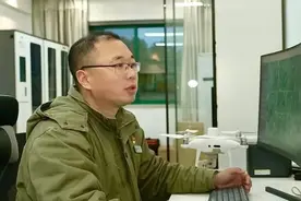 湖北首次！无人机一键启动，全自动智能巡线图片