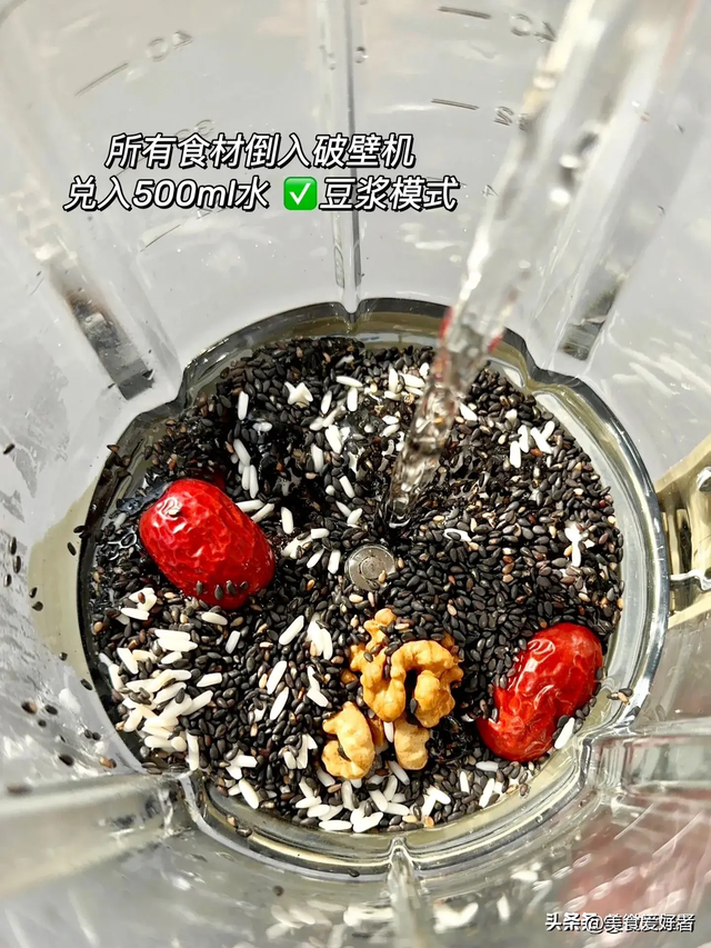 花胶煲骨头花生 2026年花胶煲骨头花生汤的功效