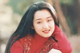 杨钰莹得罪山西黑势力，背后大佬用一个电话，将对方吓得乖乖认怂图片