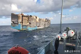 那艘运载了4千辆新车的货轮沉了，大众集团损失超1.5亿美元图片