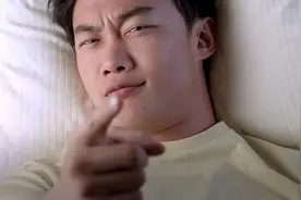 又蠢萌又悲伤，红了20年，他才是港圈真顶流图片