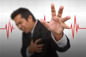 为什么胸口会“刺痛”几秒？是猝死的前兆吗？警惕这2种胸痛图片