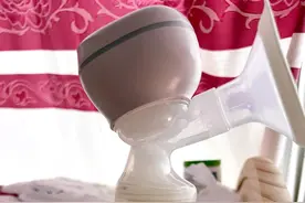亲喂还是瓶喂，应该怎么选？图片