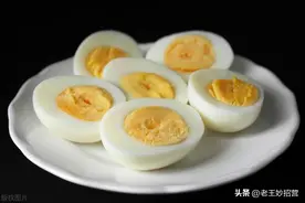 12个生活小妙招，衣服上了有油污，用它来清洗，立马干净如新图片