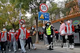 山西：中小学陆续开学 交通安全是开学的第一课图片