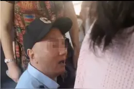 成都公交司机下跪后续，网友曝光老人身份，目击者透露更多细节图片