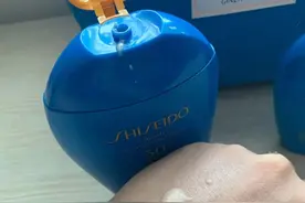 资生堂蓝胖子防晒，日本本土版50ml和欧美版150ml有什么区别？图片