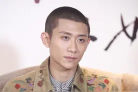 事实证明，“放浪形骸”的张一山，已经活成了一个“笑话”图片