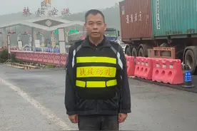 扶检之星吴汉光：干一行爱一行，哪里需要去哪里图片