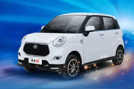 金彭吉途09四轮电动车亮相，T动力双档变速，续航110公里，动力足图片