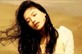 无奈成为艳星，五段感情无果，舒淇是怎样一步步完成自救的？图片