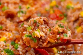 吃不完的米饭别倒掉，这样做开胃又爽口图片