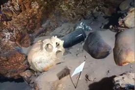 12年，广东深潭发现大量铁链束缚的骸骨，揭开当地一段残酷的历史图片