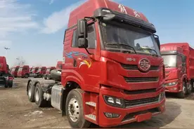 超越经典 解放悍VH 460马力牵引车图片