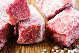 冻肉吃出新鲜肉的感觉，解冻的过程中加入这两样东西，省时又省力图片