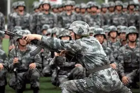 每个民族文化都不一样，军队是如何处理少数民族军人的饮食习惯？图片