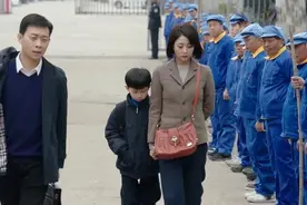 再看《鸡毛飞上天》才懂骆玉珠陈江河为何更偏心大儿子王旭图片