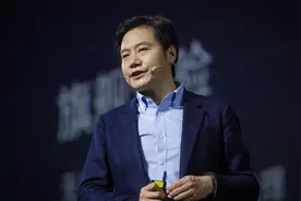 武大校长夸雷军企业家最帅，雷军回复：建议各高校学一下图片