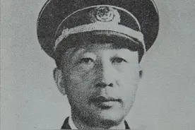 张学良下属中，1955年被授衔的有25位：5人名声最响，分别都有谁图片