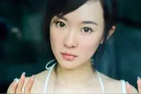 网友diss霍思燕放飞自我，脸圆腿粗腰壮再现“幸福肥”图片