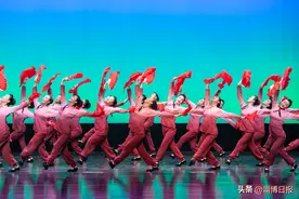 《沂蒙的女儿》荣获全国优秀广场舞作品图片