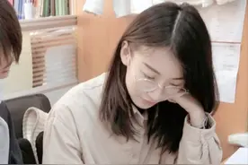 上海二中清纯女教师出轨16岁男学生，丈夫举报，聊天记录不堪入目图片
