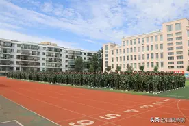 开学军训第一课 消防知识“齐步走”——白银区消防救援大队开展“消防安全进军训”活动图片
