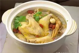 祖传人参炖鸡，加了它，还是一道人间美味图片