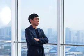 魏建军，属“牛”图片