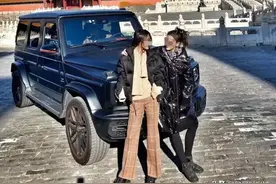 还记得当年开大G进故宫的孙媳妇吗？故宫新规实施，网友旧事重提图片