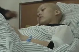 26岁女孩患癌住院，男友为她花光积蓄，在医院大办婚礼图片