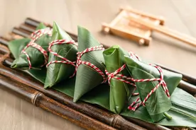 这么多年，还是喜欢家乡的红枣粽子图片