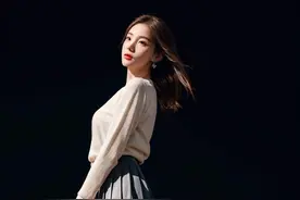 AI美人(100)高级禁欲系图片——绝对领域JUMP图片