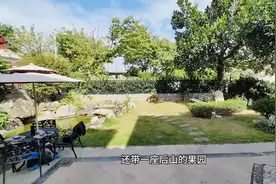 厦门独栋大别墅，带一座2000平的后山做果园，别墅建面320平图片