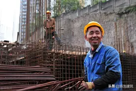 2021年起，将对建筑工地上的农民工实行年龄限制，望周知图片