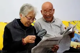 人老了不能自理，该如何度过余生？聪明的老人这样做图片