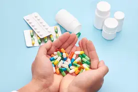 阿莫西林是消炎药？医生：并不属于，真正的消炎药只有两种图片