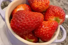 即使受尽委屈，也会装​的​跟没事人一样的星座图片