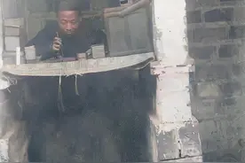 清末老照片：同治两妃子最后留影，李鸿章小妾冬梅长相不输明星图片