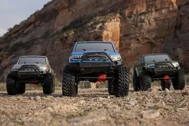 Axial SCX10 III Base Camp 入门级攀爬遥控车图片