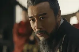 曹操杀了杨修后，问他的父亲为何瘦了，杨彪轻叹一句，成千古名言图片
